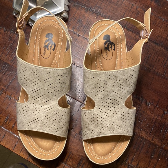 GC WEDGES SANDALS - Picture 7 of 7